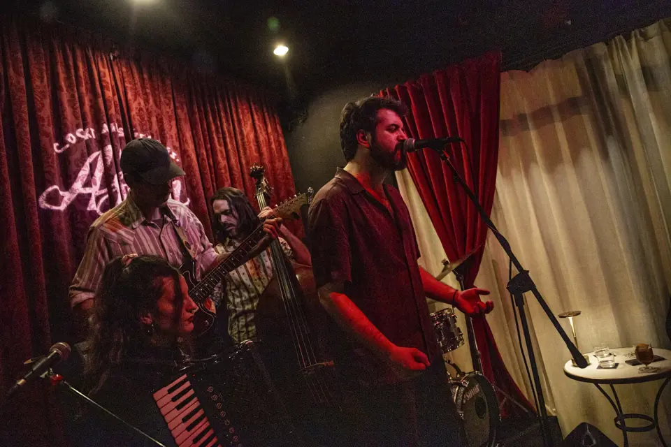 THE MOJO WORKERS - BANDA · 3