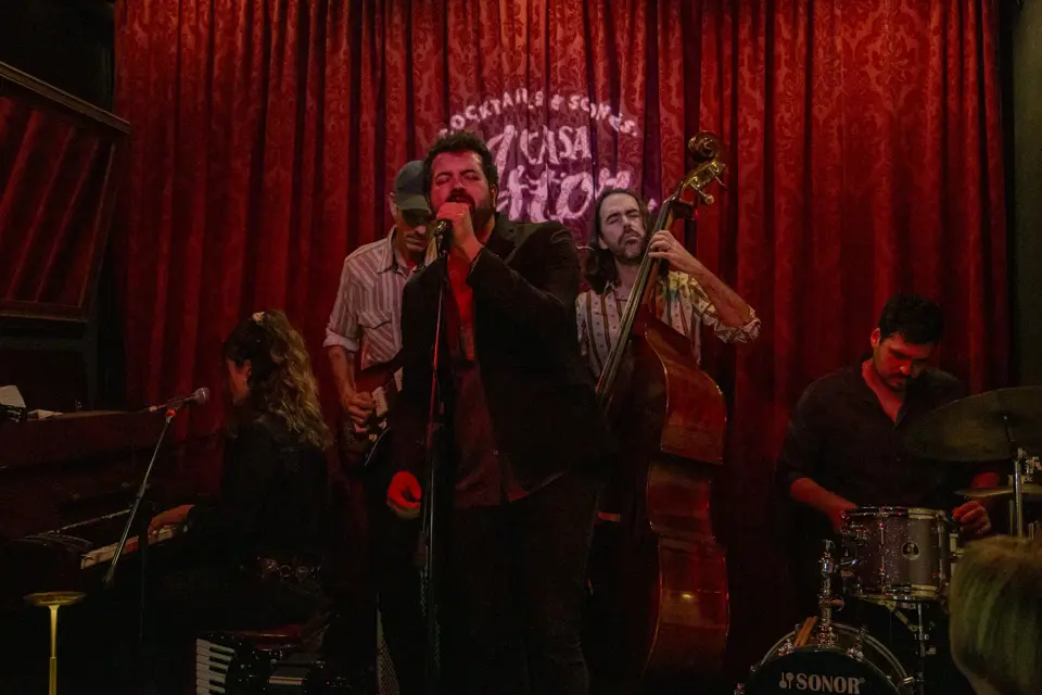 THE MOJO WORKERS - BANDA · 4