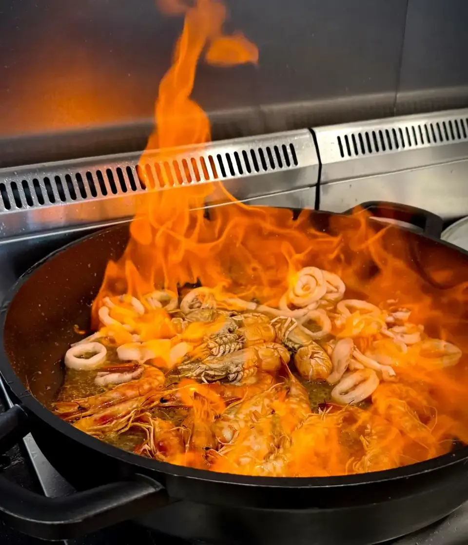 Umm Catering · 4