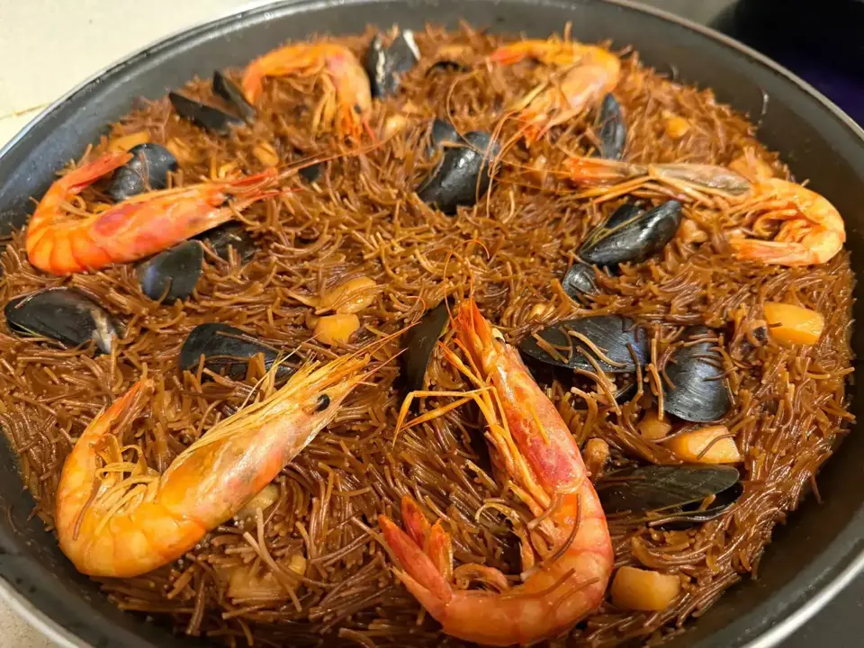 Umm Catering · 22
