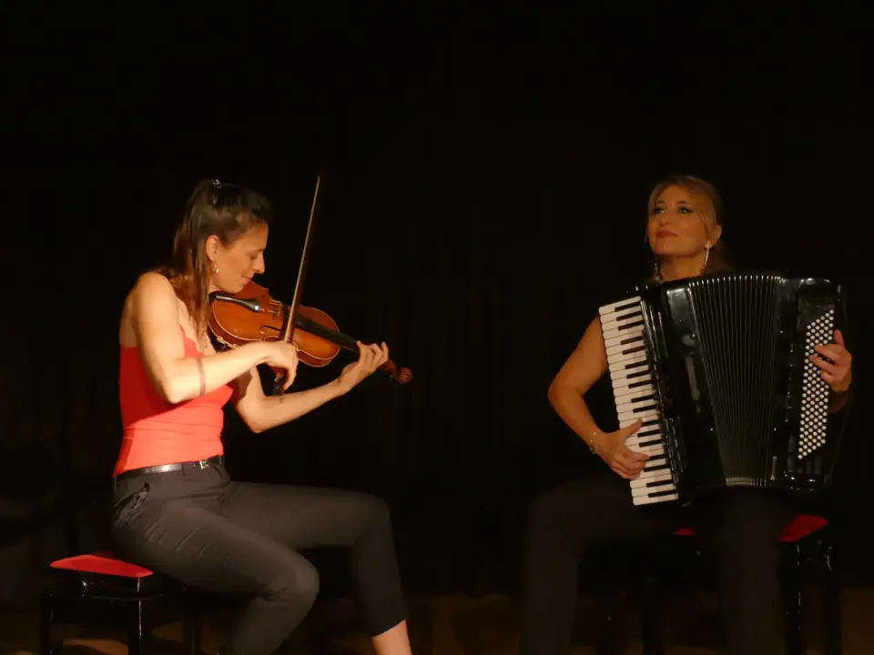 Clarianes Duet · 3