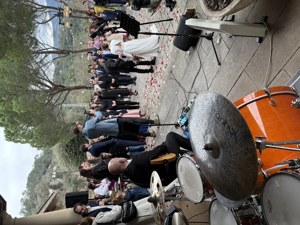 Leen Loud Band, música para eventos · 16