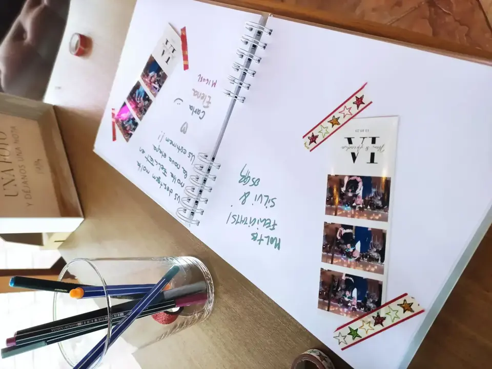 Fotomatón + Álbum de firmas · 3