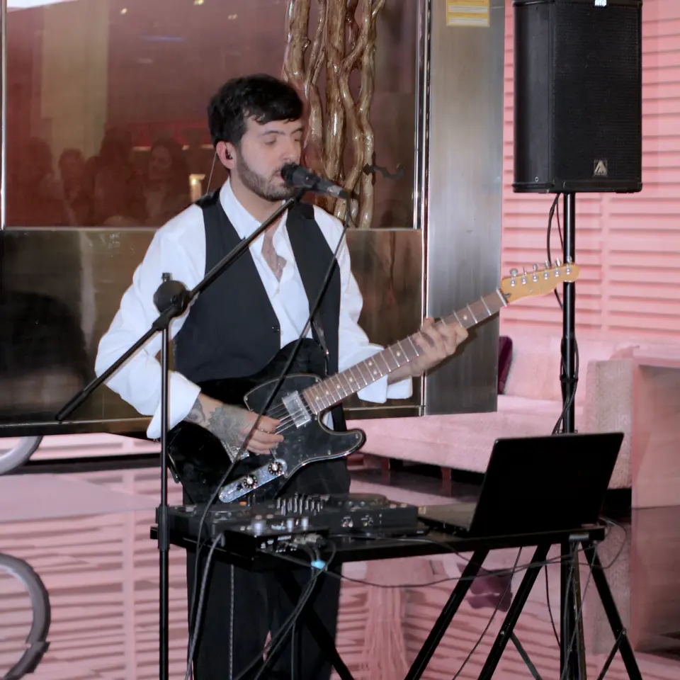 Anton H. | Electronic LIve Set